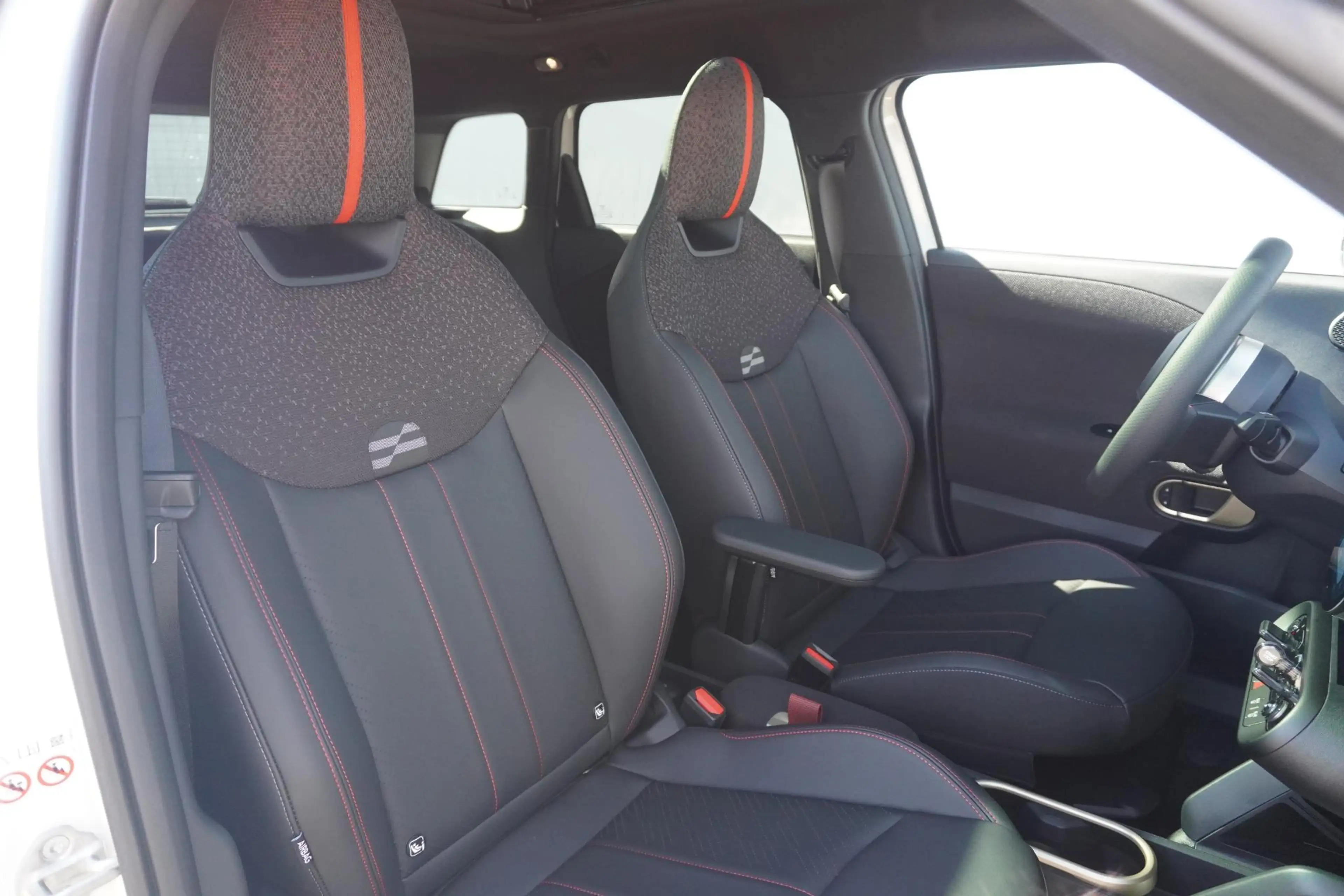 MINI Aceman E | John Cooper Works Uitvoering | Pakket M | Pano — photo 7