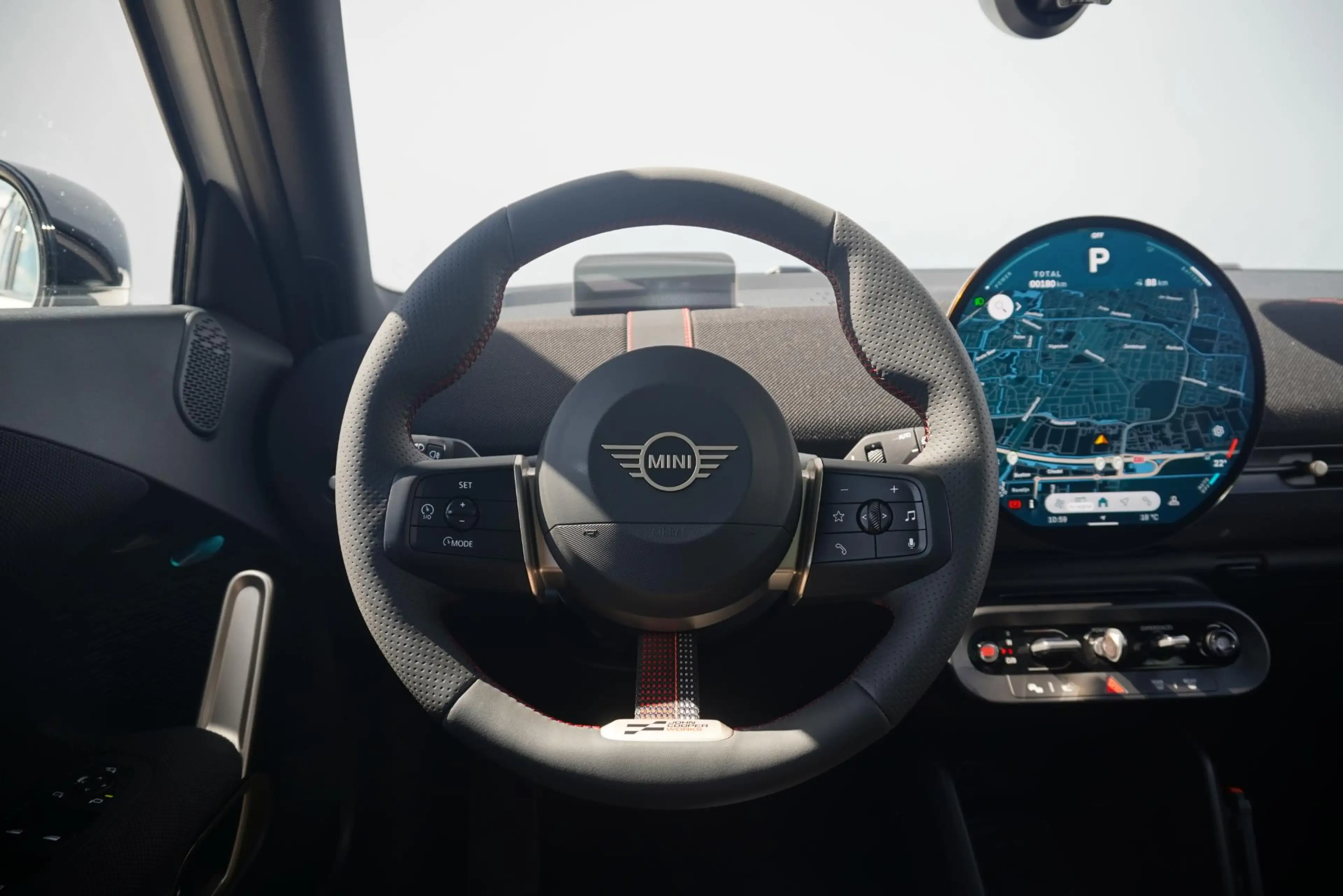 MINI Aceman E | John Cooper Works Uitvoering | Pakket M | Pano — photo 10