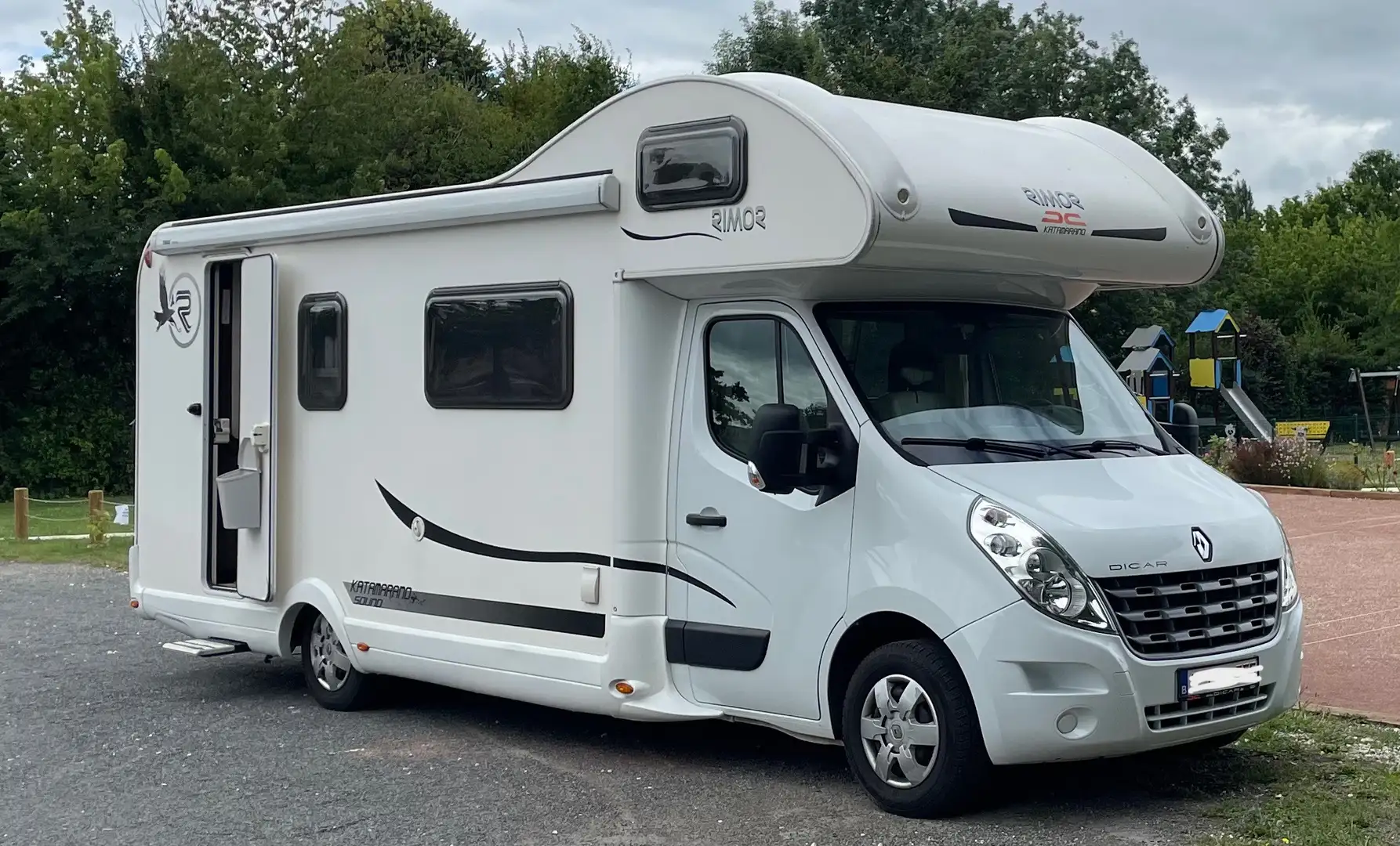 Caravans-Wohnm Rimor AUTOMAAT Renault 150pK 7pers. Nieuwstaat - 1