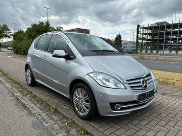 Automatik-Klima-PDC-SHz-Teilleder-AHK-75000km