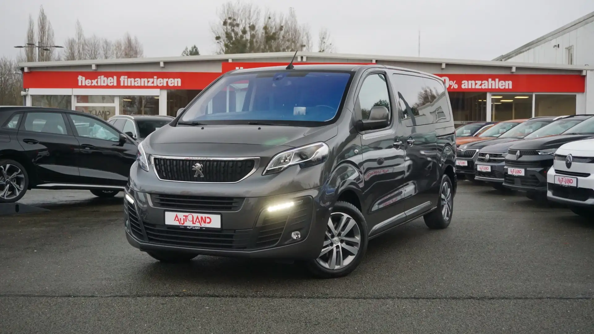 Peugeot Traveller 2.0 Blue-HDi Allure L2 8-Sitzer Leder Szary - 2