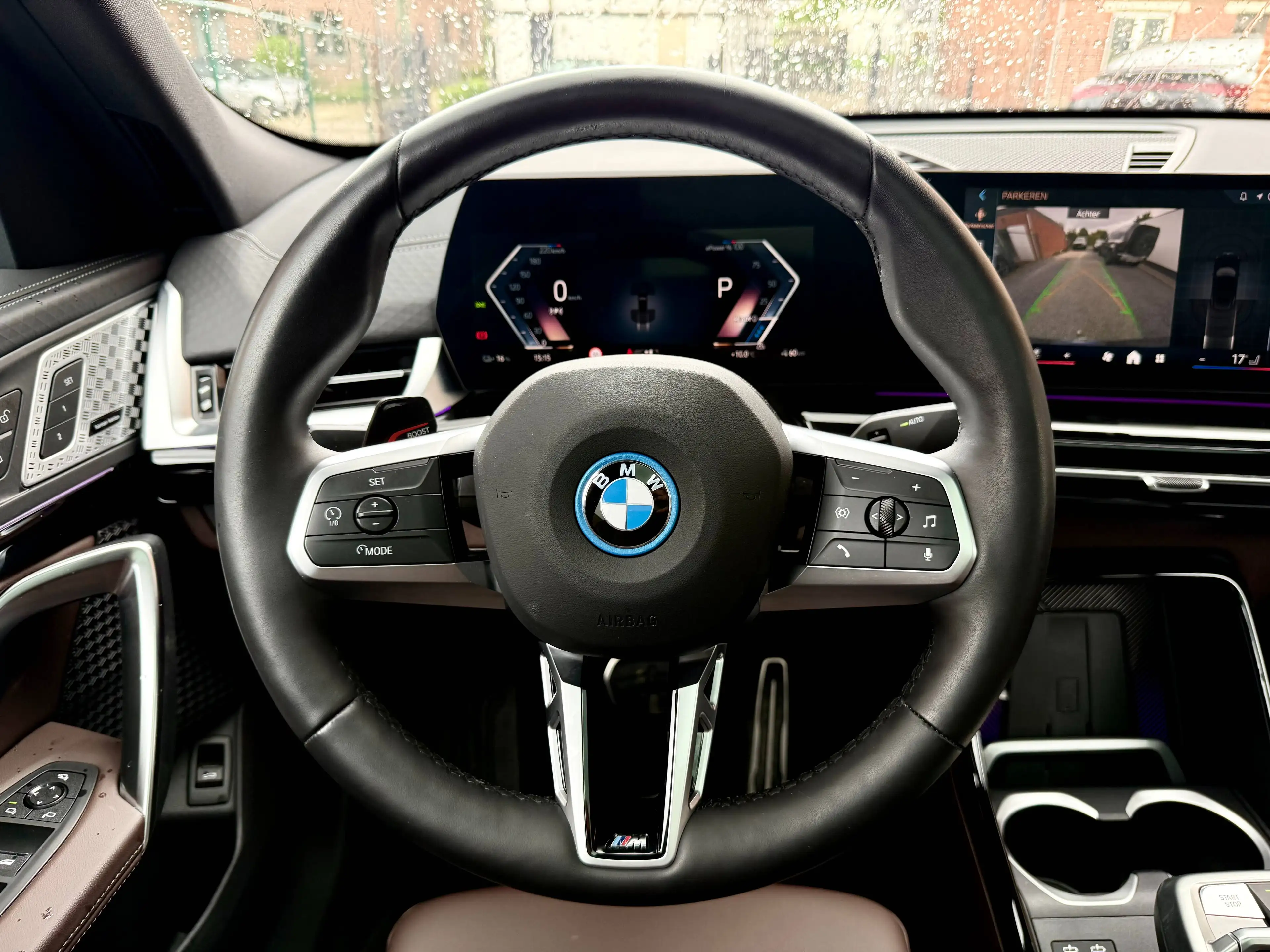 BMW iX2 66.5 kWh eDrive20 M Edition | Massage! | Harman Kardon | Pano! — photo 15