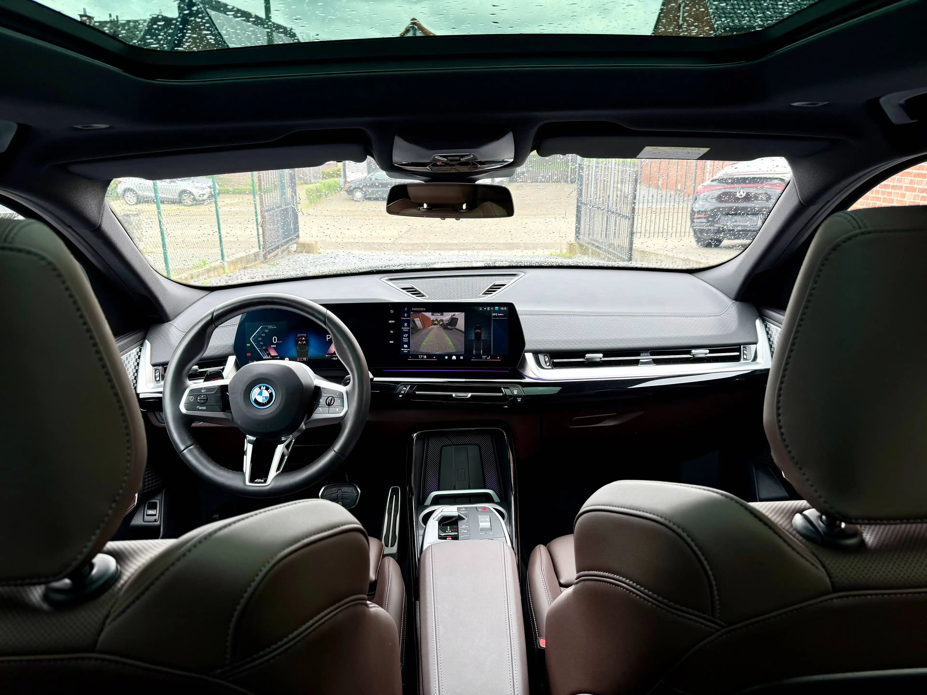 BMW iX2 66.5 kWh eDrive20 M Edition | Massage! | Harman Kardon | Pano! — photo 12
