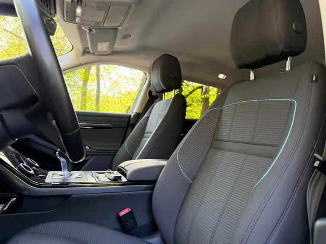 Land Rover Range Rover Evoque view 13