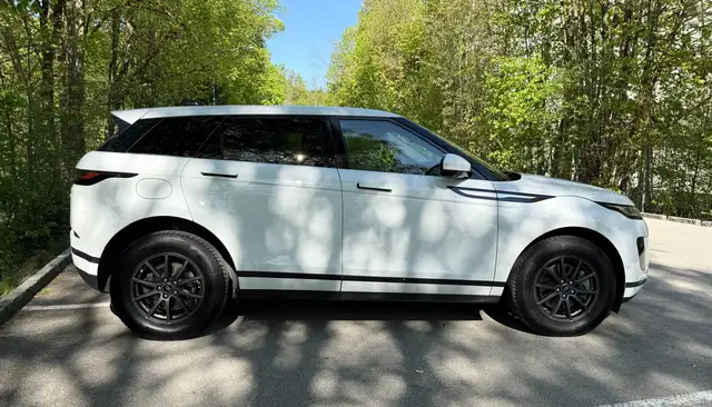 Land Rover Range Rover Evoque view 9