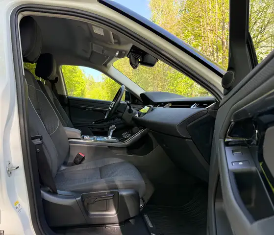 Land Rover Range Rover Evoque view 15