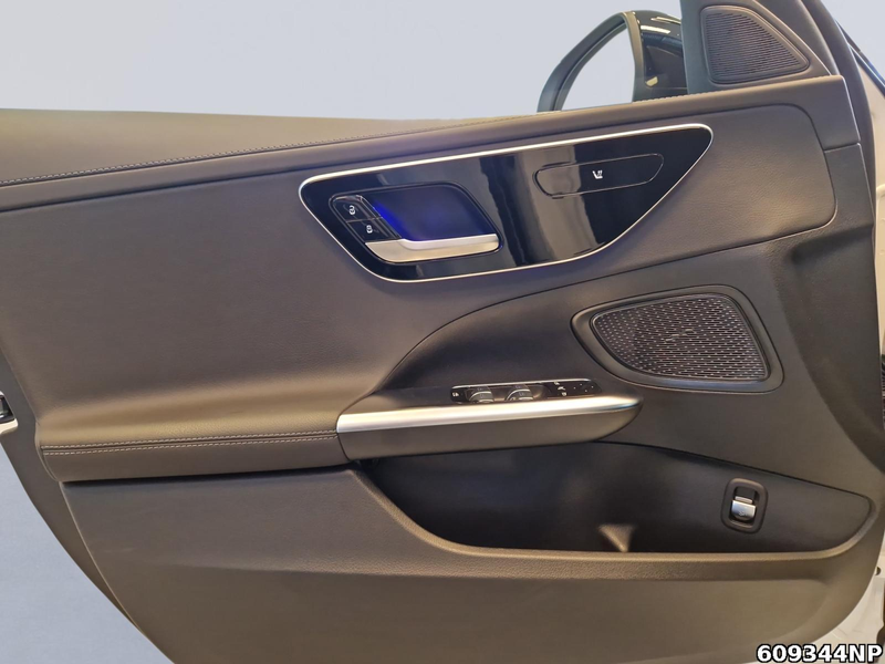 Mercedes-Benz C 300 d T AMG AHK Night Distronic Kamera Carplay — photo 14