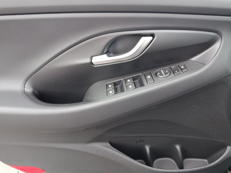 Hyundai i30 Kombi 1.6 T-GDI  N Line NAVI|KAMERA|SHZ|LRHZ — photo 15