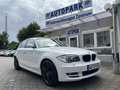 BMW 118 118d*Klimaaut*Navi*Leder*Xenon*PDC*6 Gang*Alu Weiß - thumbnail 1