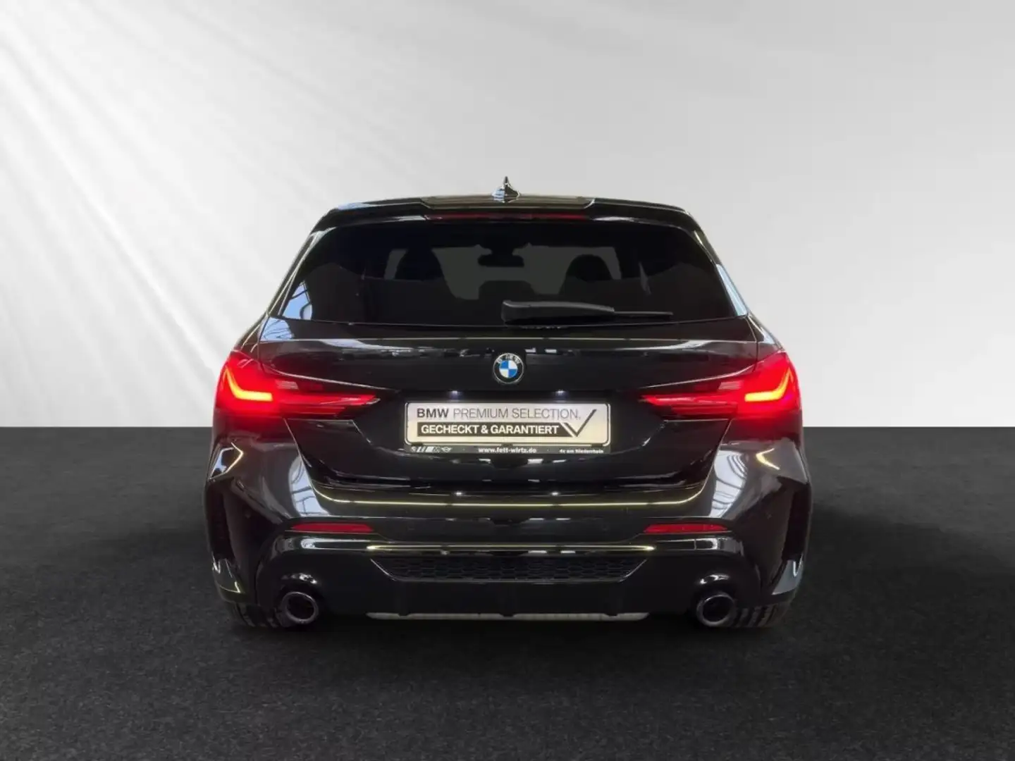 BMW M1 M135i xDrive Harman/Kardon * LED * PDC * Sièges * Garantie 24 mois / 36 Schwarz - 2