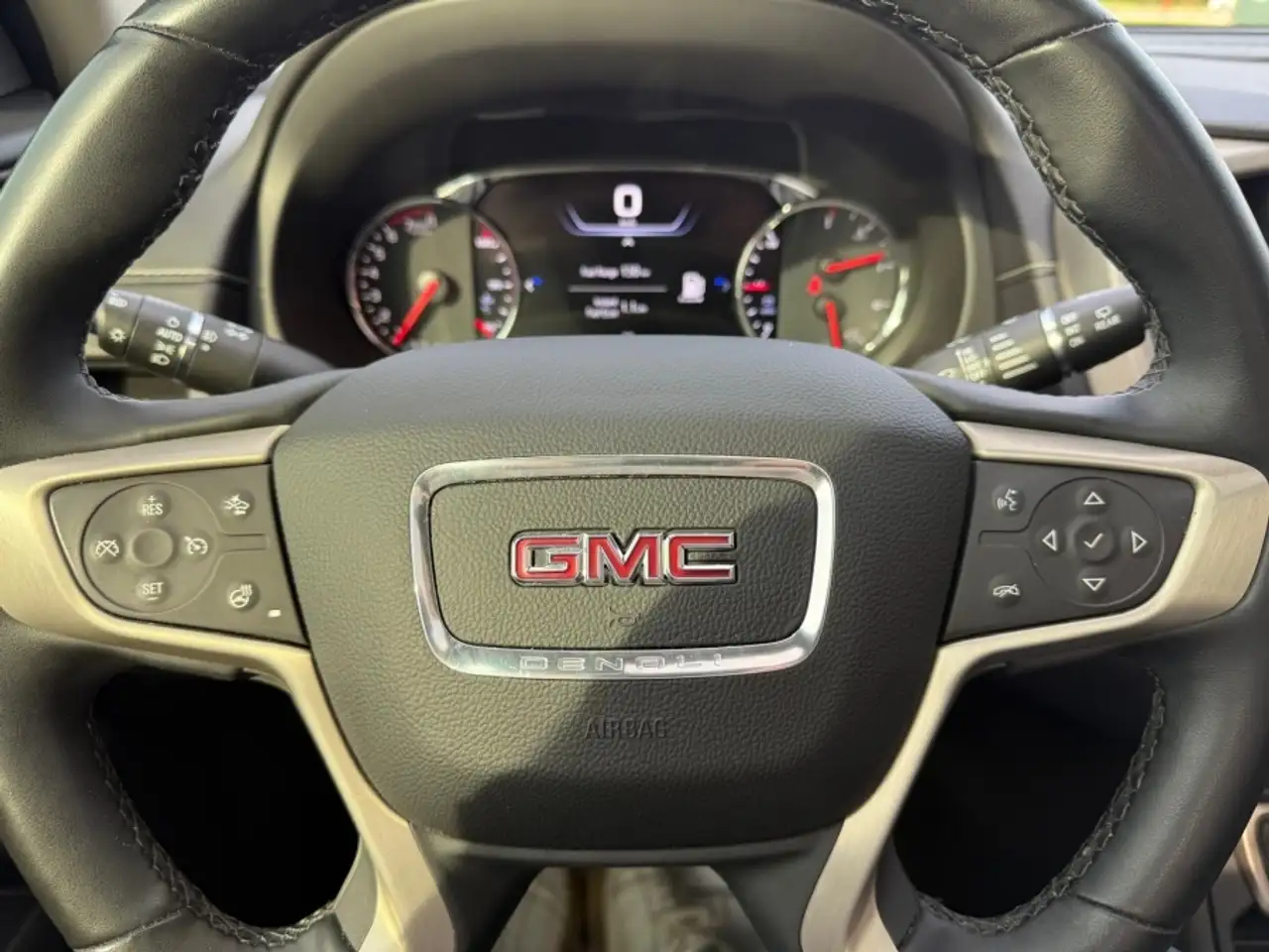 GMC Terrain снимка GMC Terrain