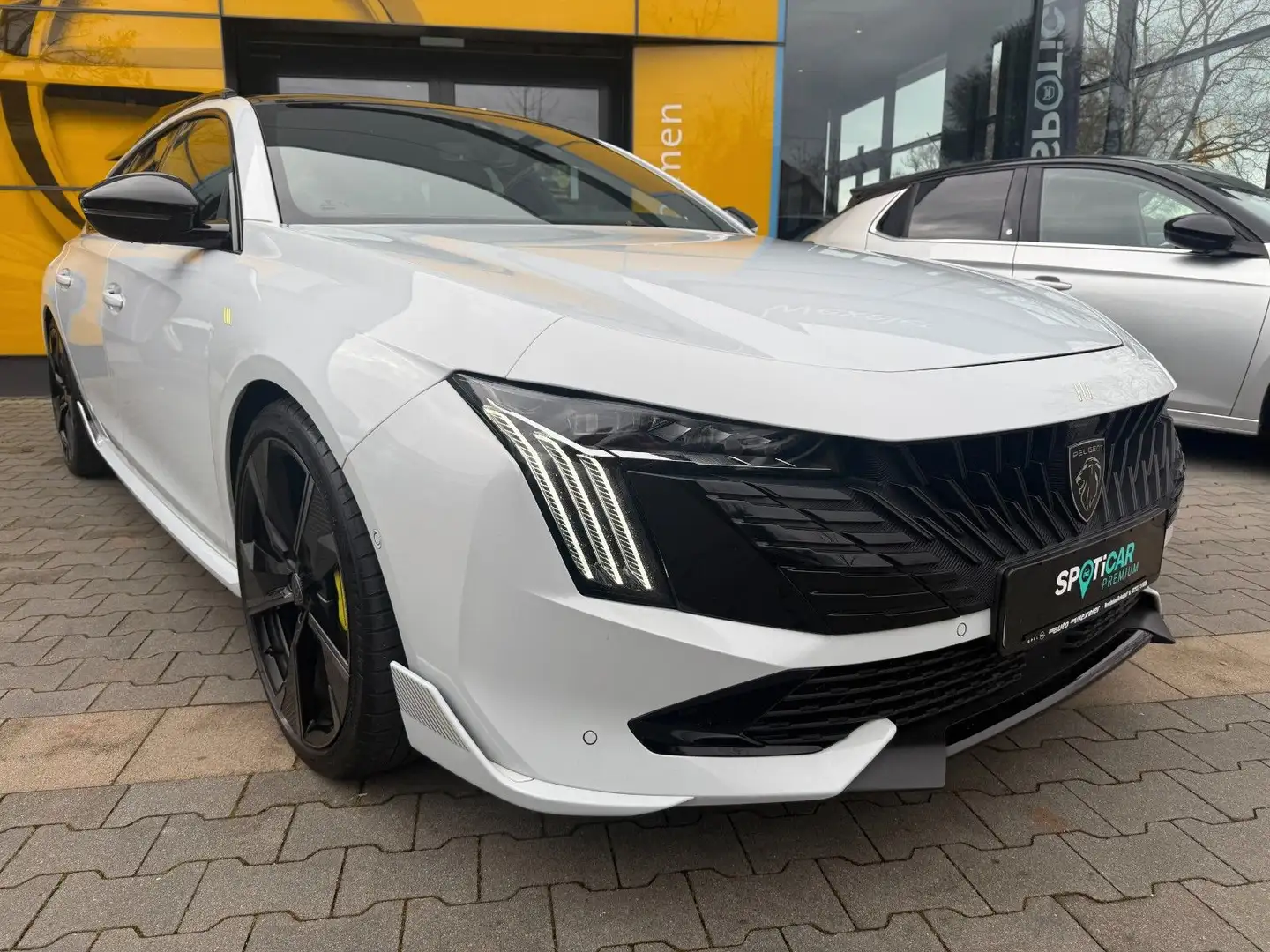 Peugeot 508 SW PSE Hybrid4 360,Navi,Panodach,Allrad,ACC Weiß - 1