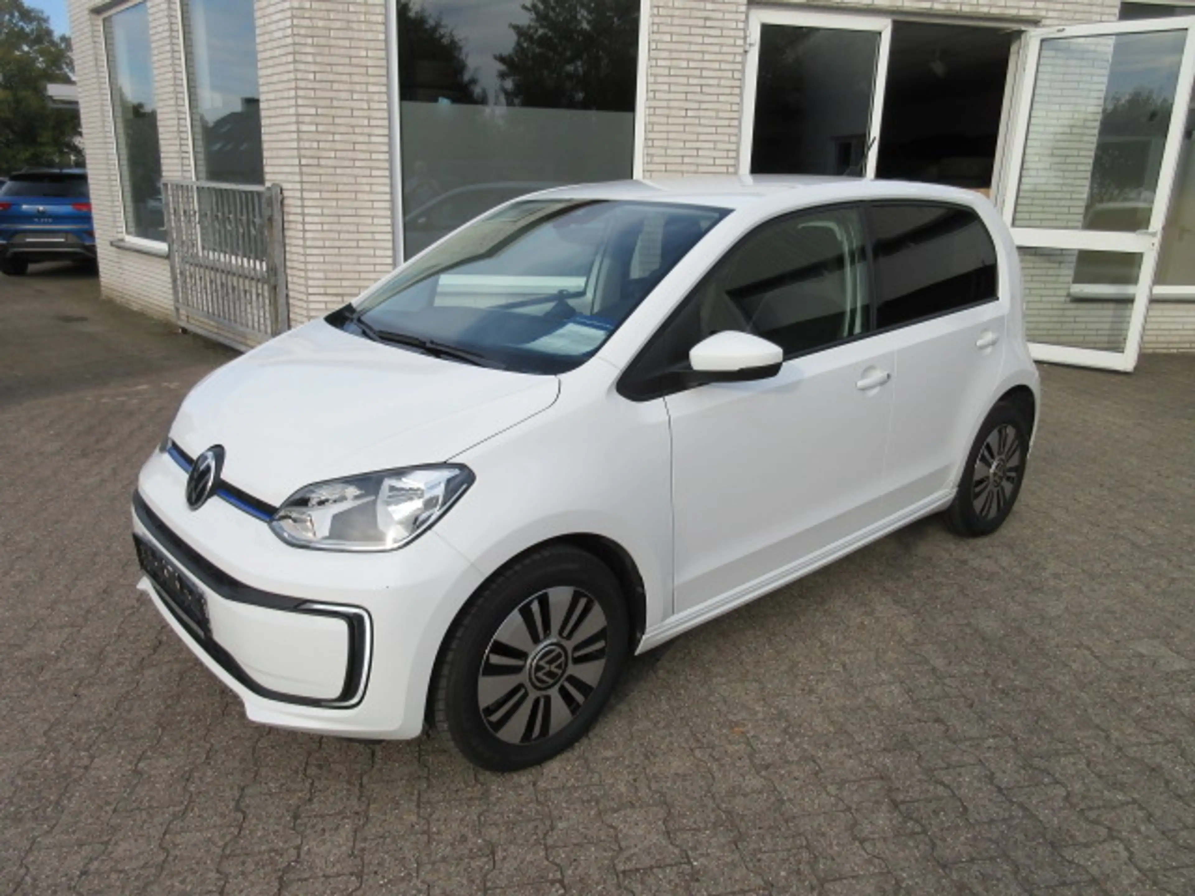 Volkswagen e-up! Style "Plus" Automatik NAVIV. KAMERA ALU GRA APS SITZHEIZUNG CLIMATRONIC