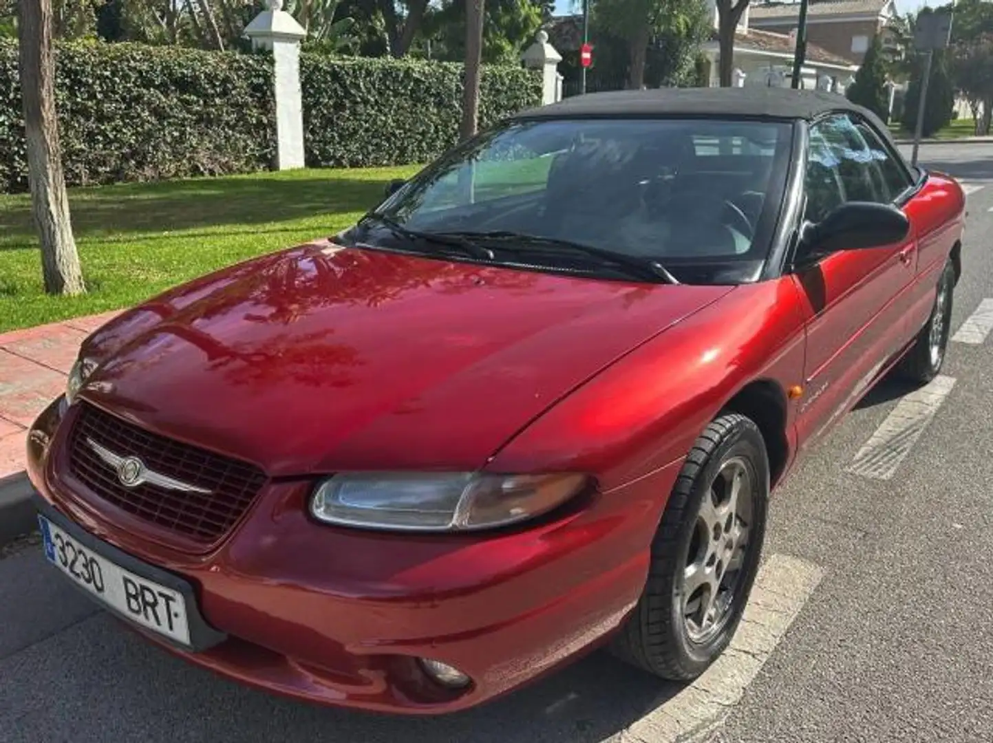 Chrysler Stratus 2.0 LE Red - 1