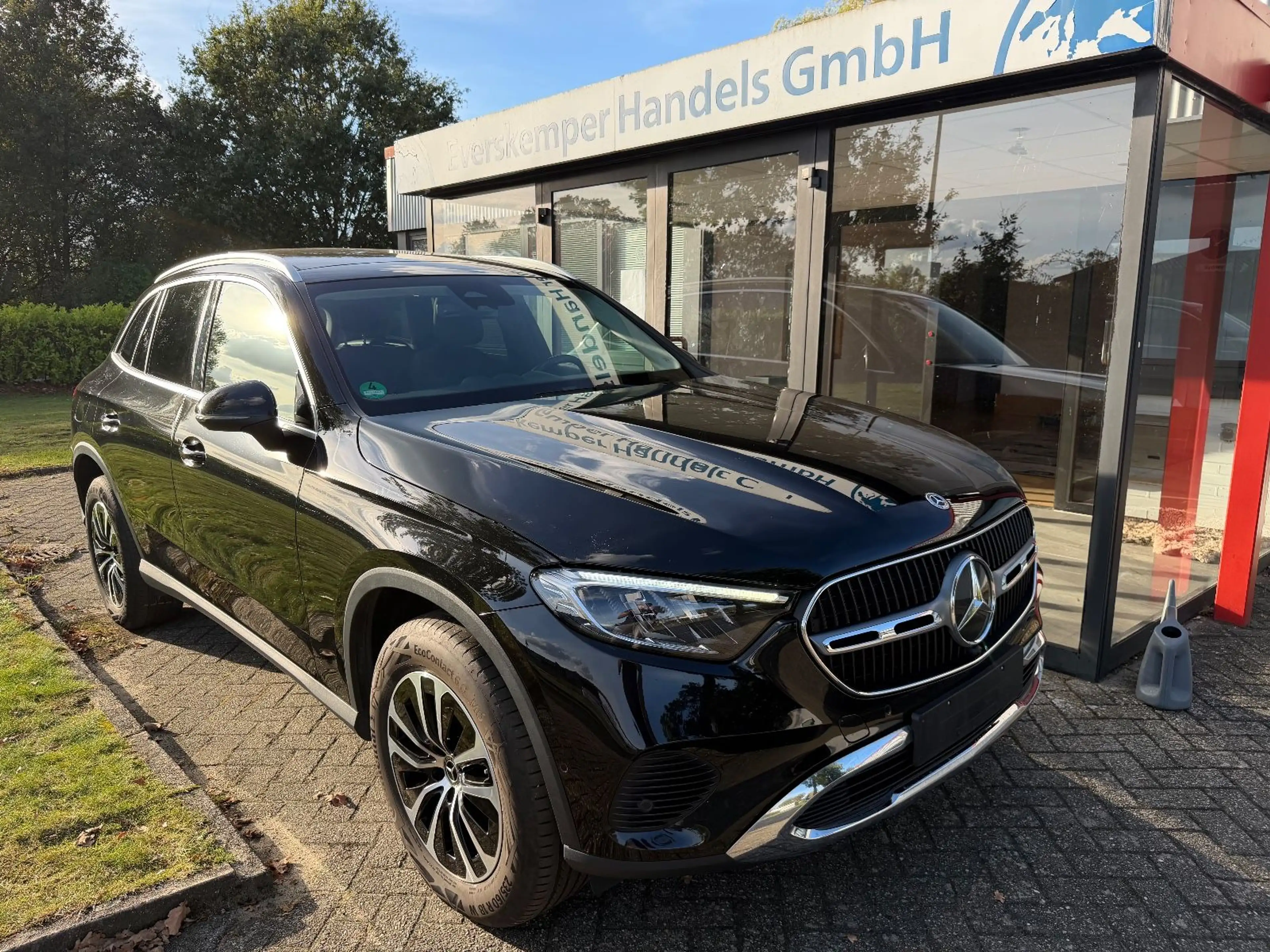 Mercedes-Benz GLC 220 d 4Matic /PANO/AHK/MEMORY — photo 2