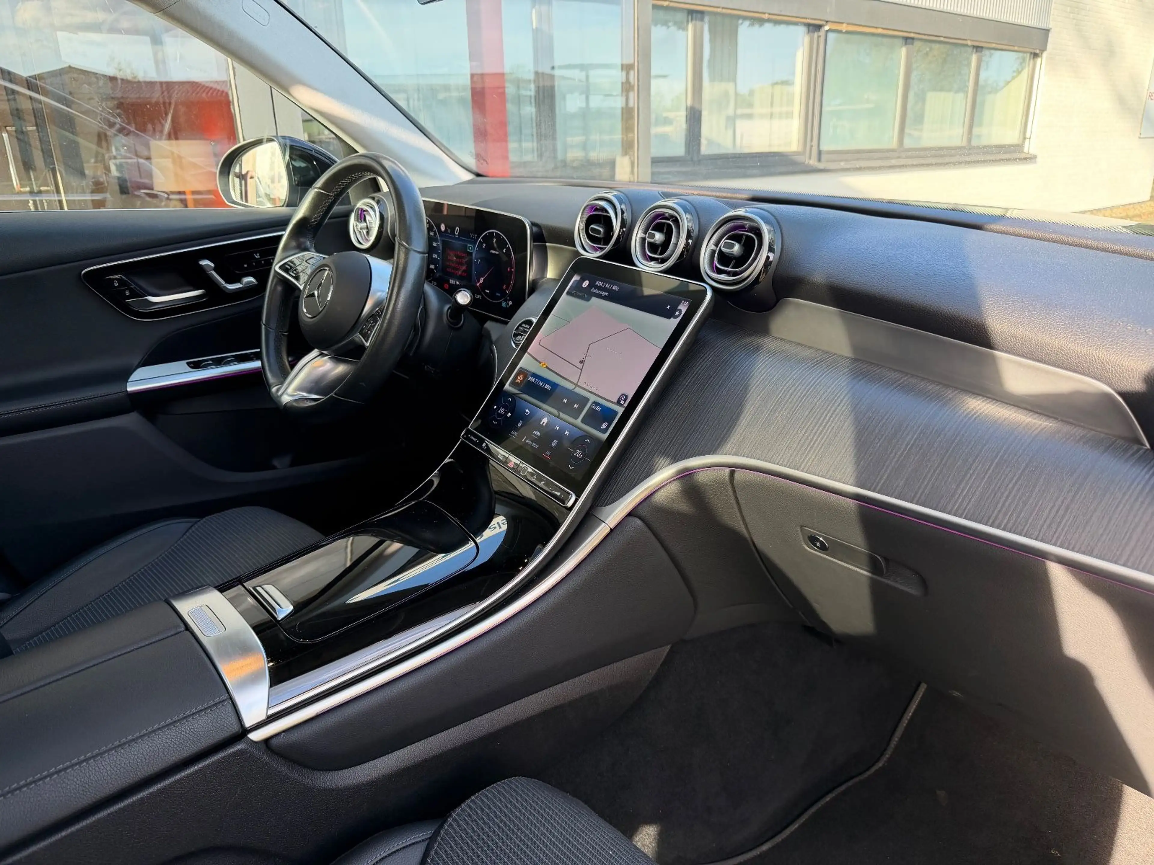 Mercedes-Benz GLC 220 d 4Matic /PANO/AHK/MEMORY — photo 10