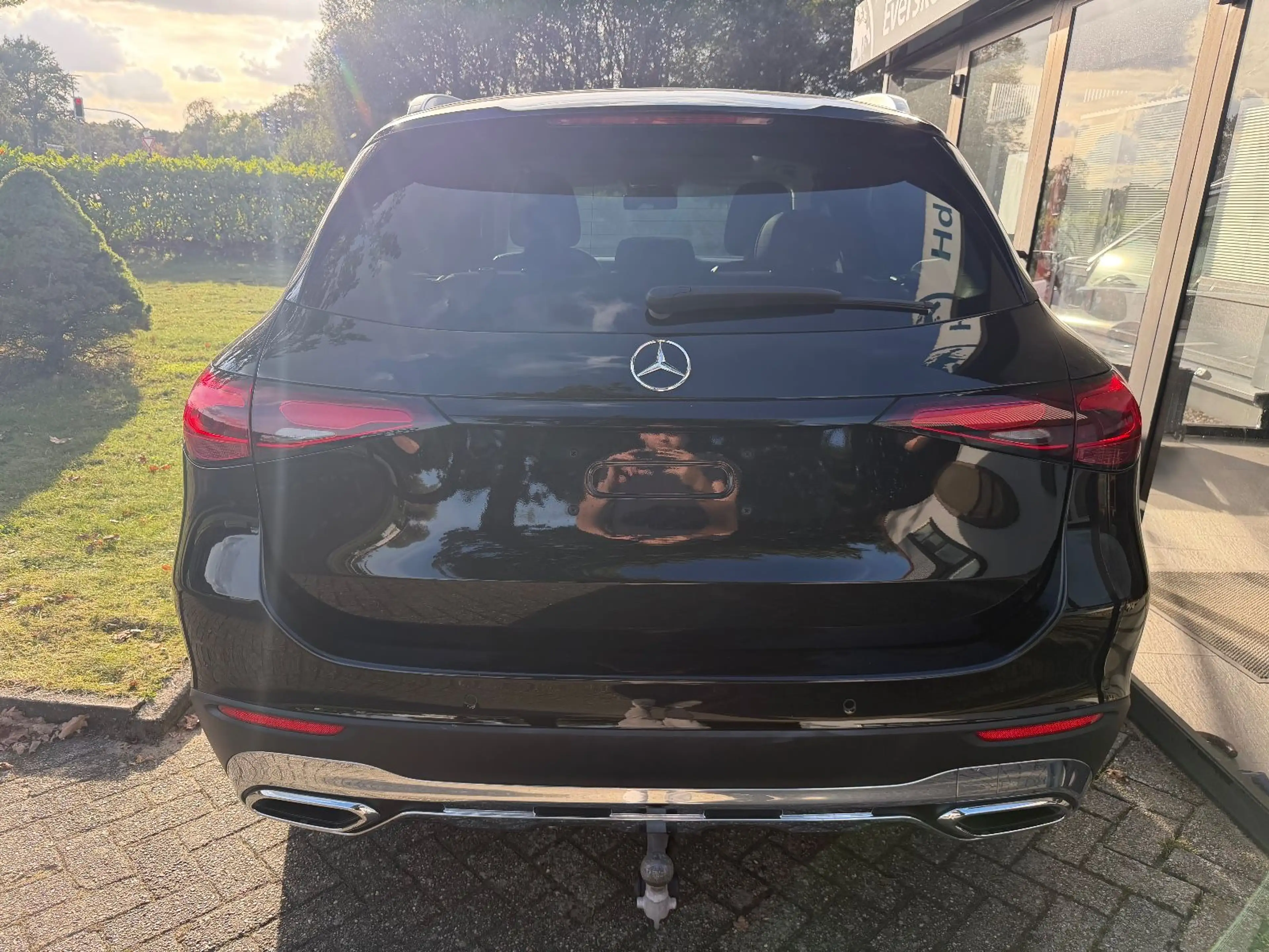 Mercedes-Benz GLC 220 d 4Matic /PANO/AHK/MEMORY — photo 6