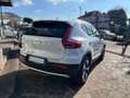Volvo XC40 XC40 2023 2.0 b3 Core auto 163CV Weiß - thumbnail 3