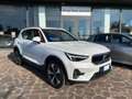 Volvo XC40 XC40 2023 2.0 b3 Core auto 163CV Weiß - thumbnail 1