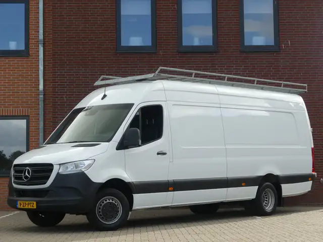 Mercedes-Benz Sprinter 519 CDI V6 L4 3000KG N1 Trekgewicht Leer/Navigatie