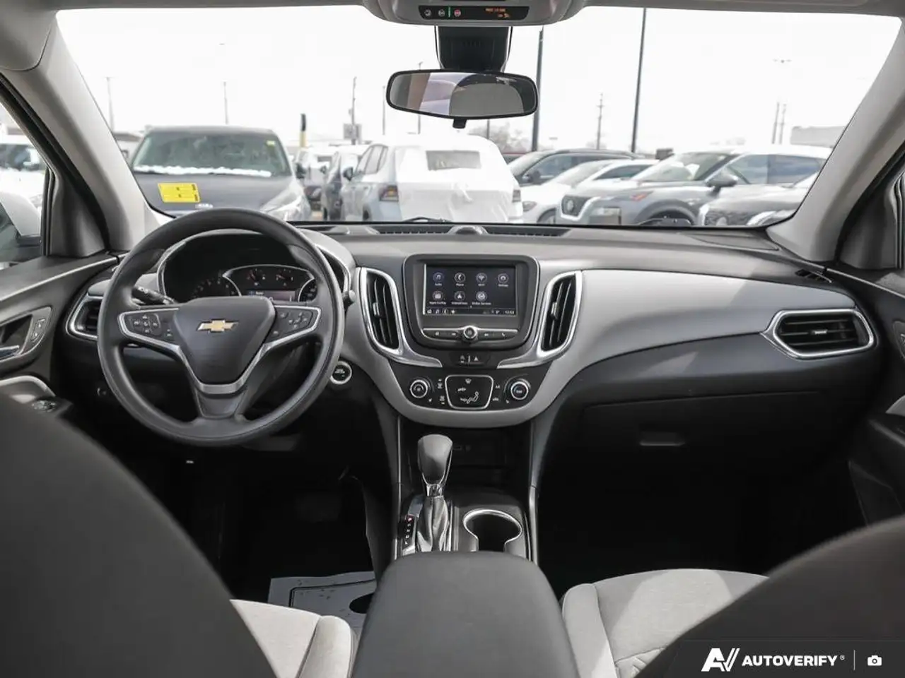 Chevrolet Equinox снимка Chevrolet Equinox