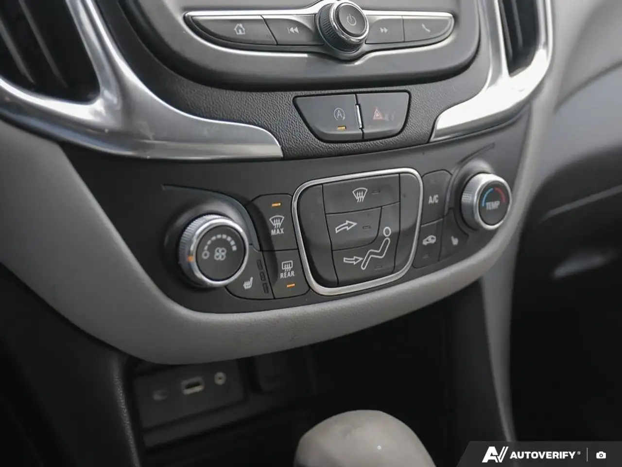 Chevrolet Equinox снимка Chevrolet Equinox