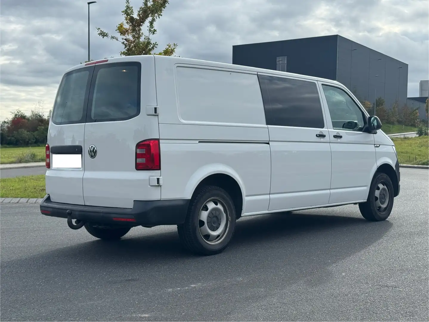 Volkswagen T6 Transporter Lang TOP Zustand - 2