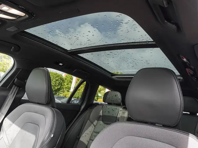 Volvo V60 view 8