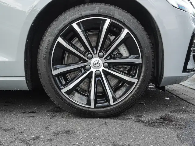 Volvo V60 view 7