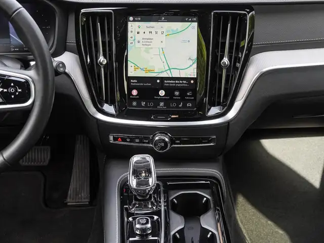 Volvo V60 view 13