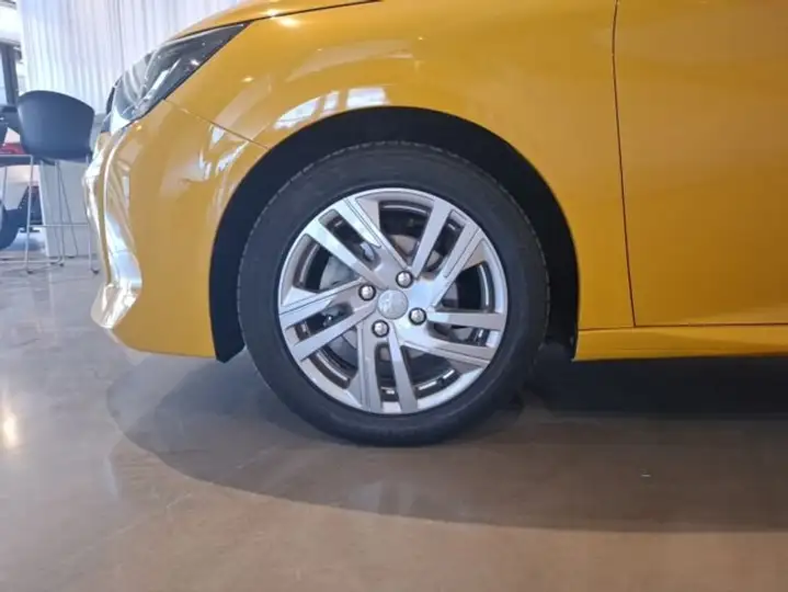 Peugeot 208 2023, foto 6