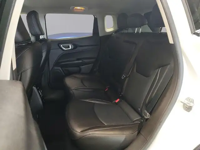 Jeep Compass view 13