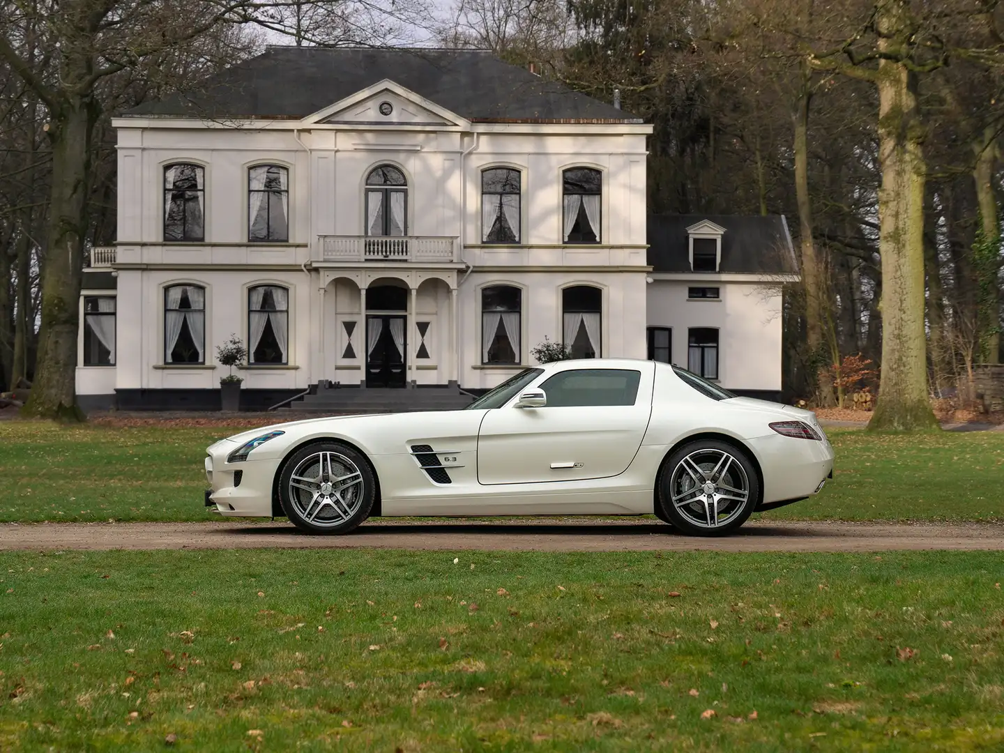 Mercedes-Benz SLS 6.3 AMG | First owner | Dutch delivered | Low mile Blanco - 1