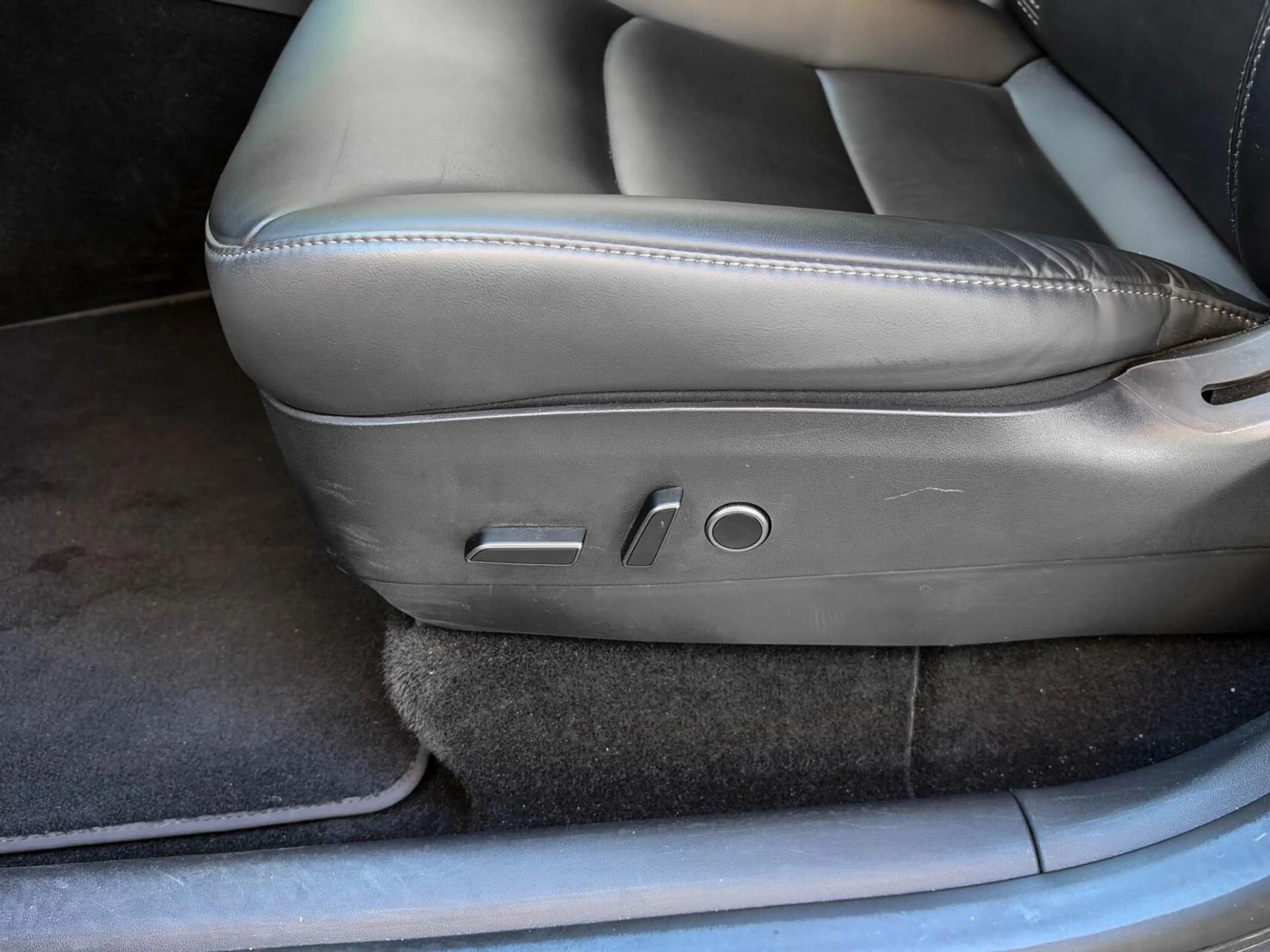 Tesla Model Y RWD 58 kWh | SOH 90.5% | LFP accu | 20 inch LMV | — photo 22