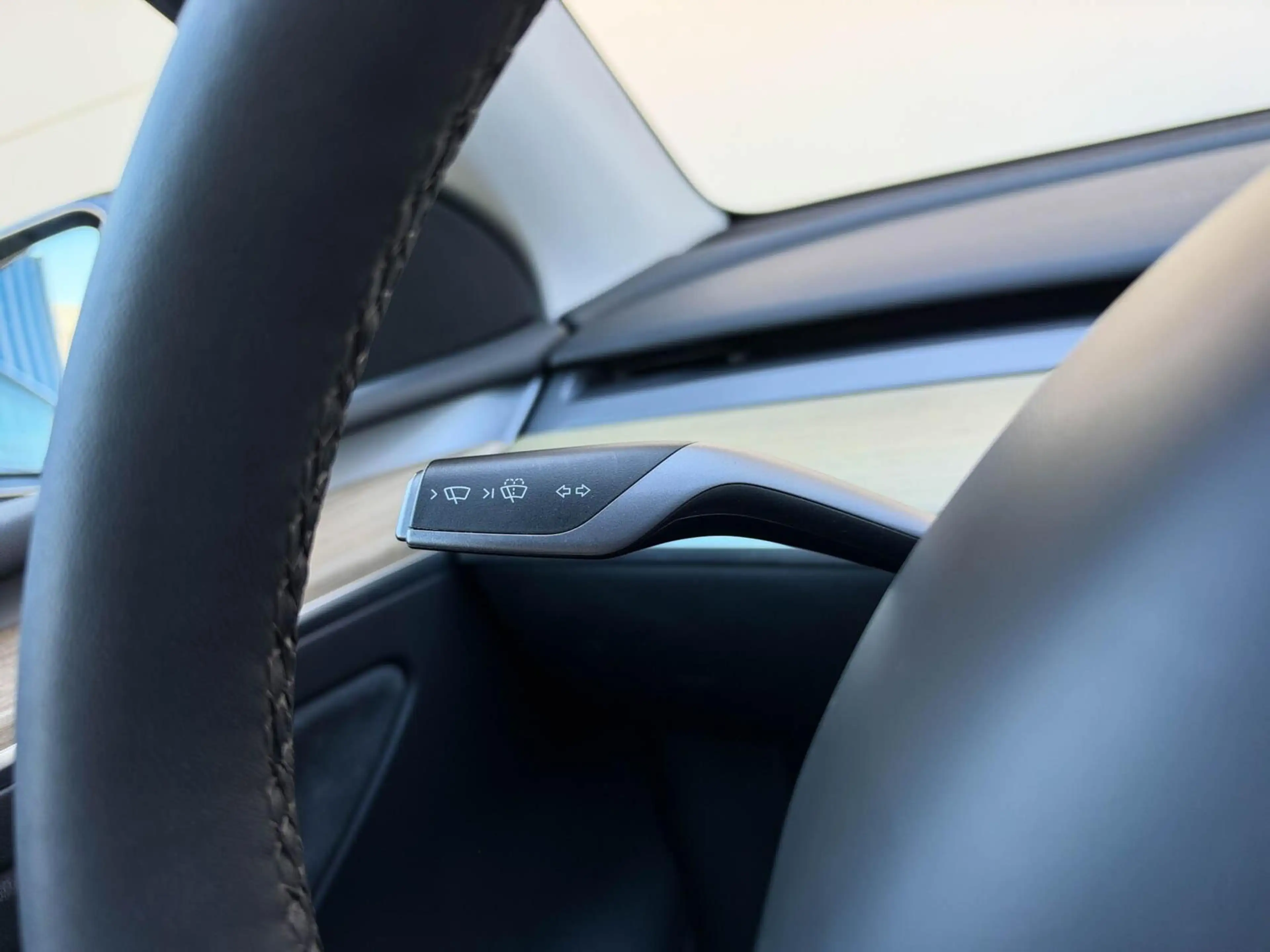 Tesla Model Y RWD 58 kWh | SOH 90.5% | LFP accu | 20 inch LMV | — photo 34