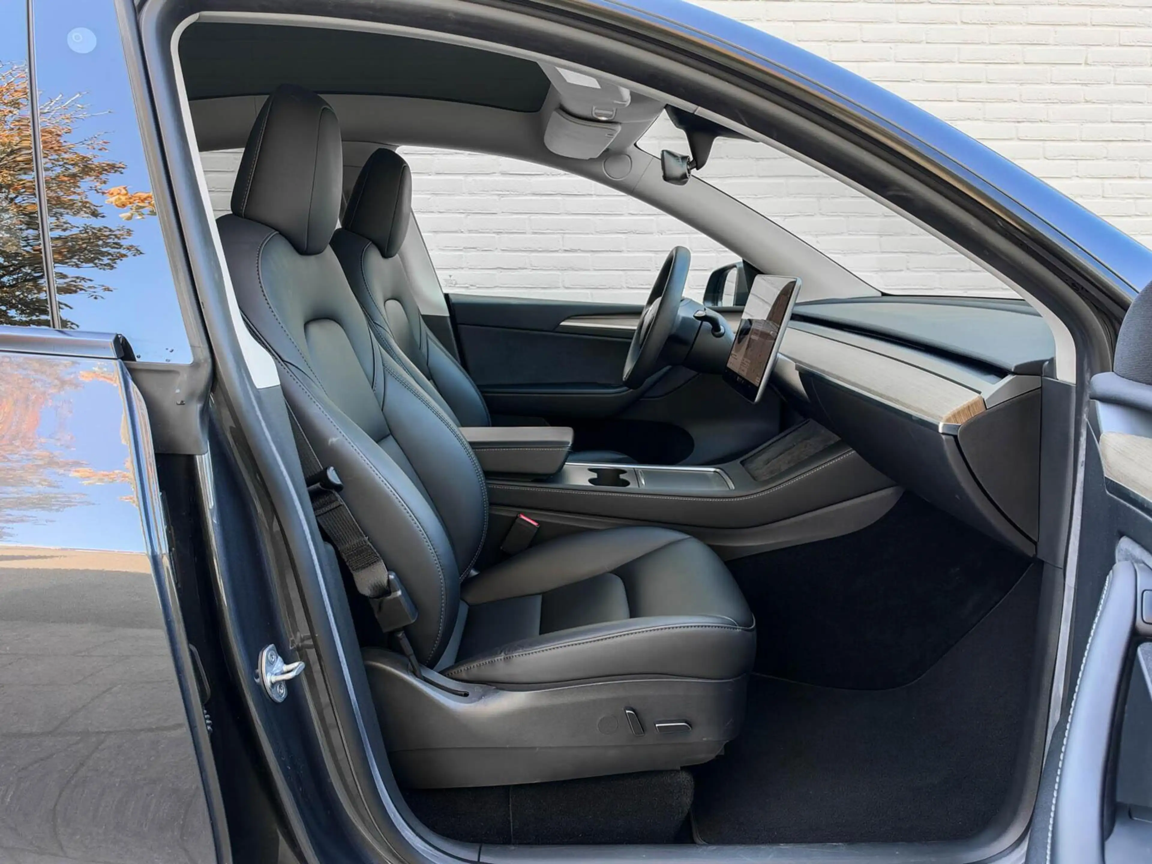 Tesla Model Y RWD 58 kWh | SOH 90.5% | LFP accu | 20 inch LMV | — photo 17