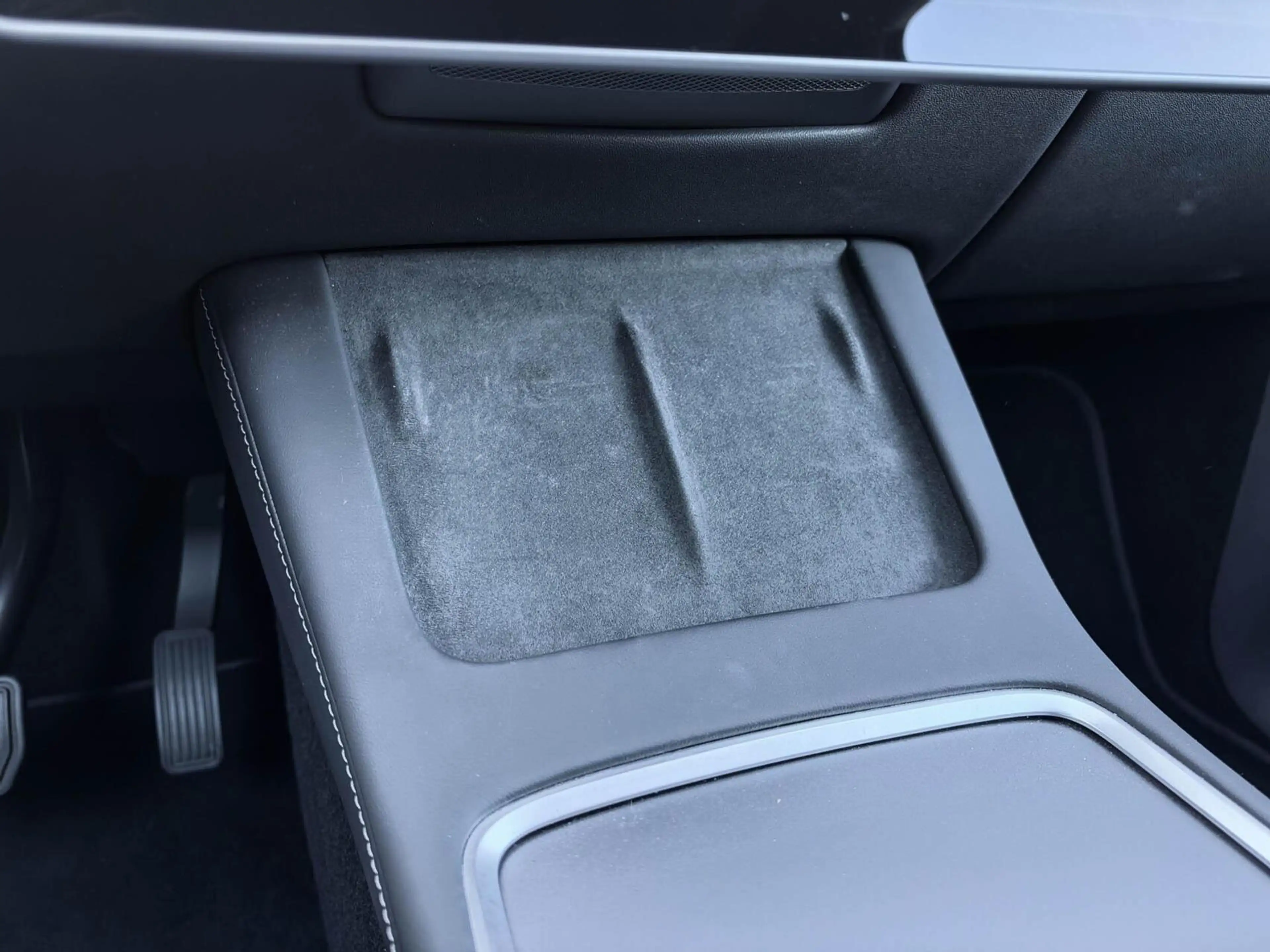 Tesla Model Y RWD 58 kWh | SOH 90.5% | LFP accu | 20 inch LMV | — photo 23