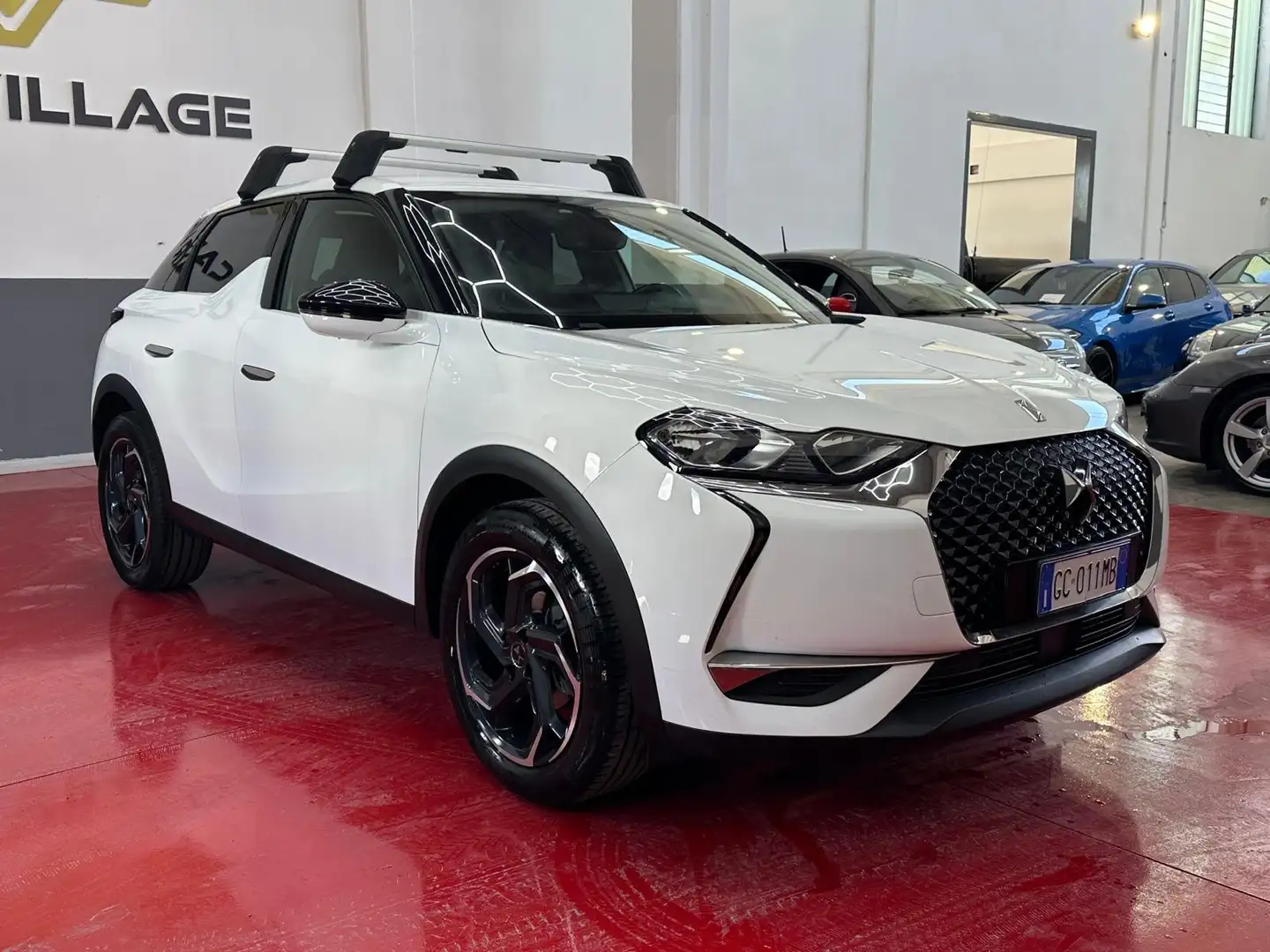 DS Automobiles DS 3 Crossback DS 3 Crossback PureTech 100 Performance Line Weiß - 2