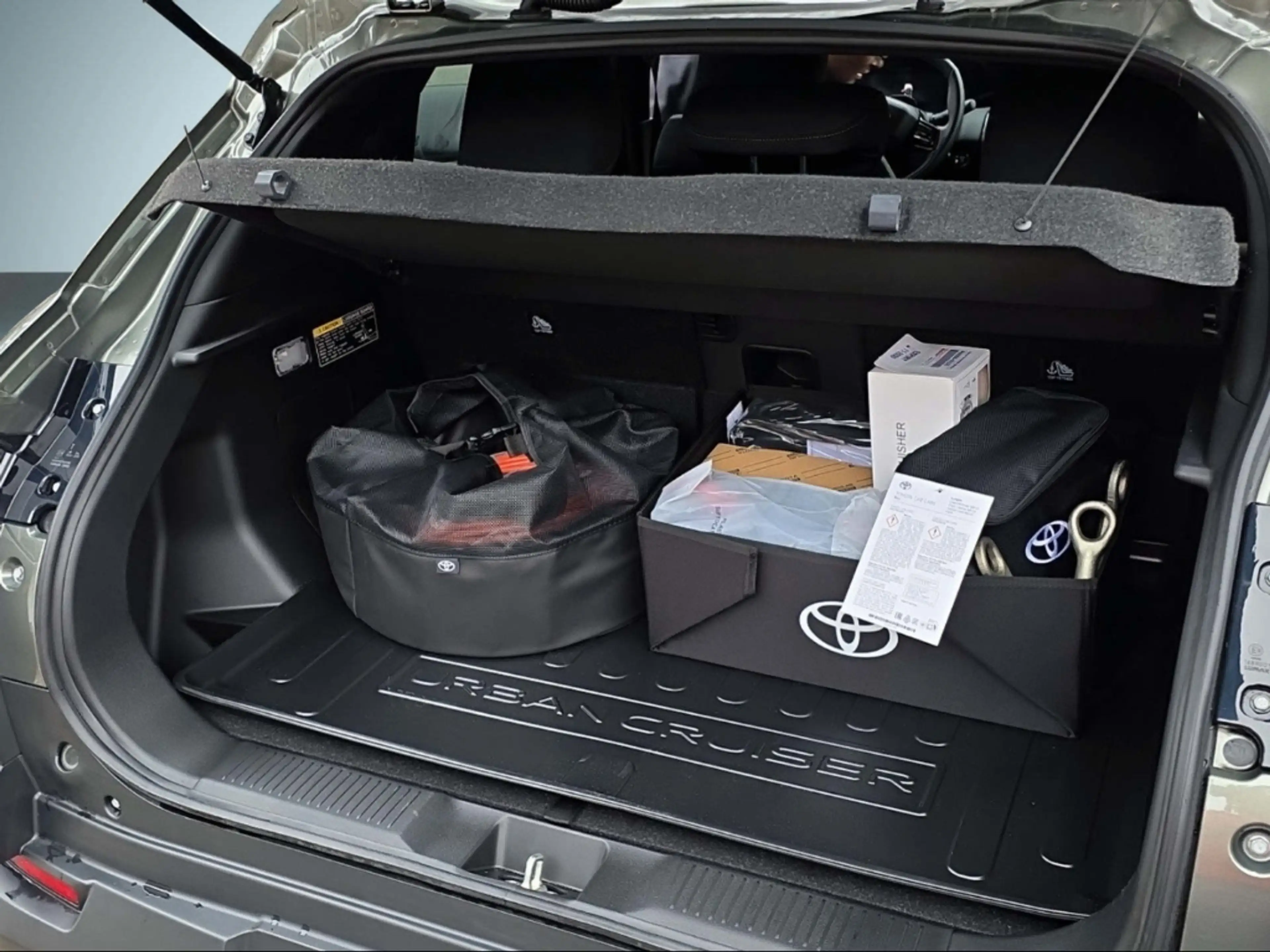 Toyota Urban Cruiser Teamplayer Temp Klima Keyless Spurhalteass. Rückfa — photo 9