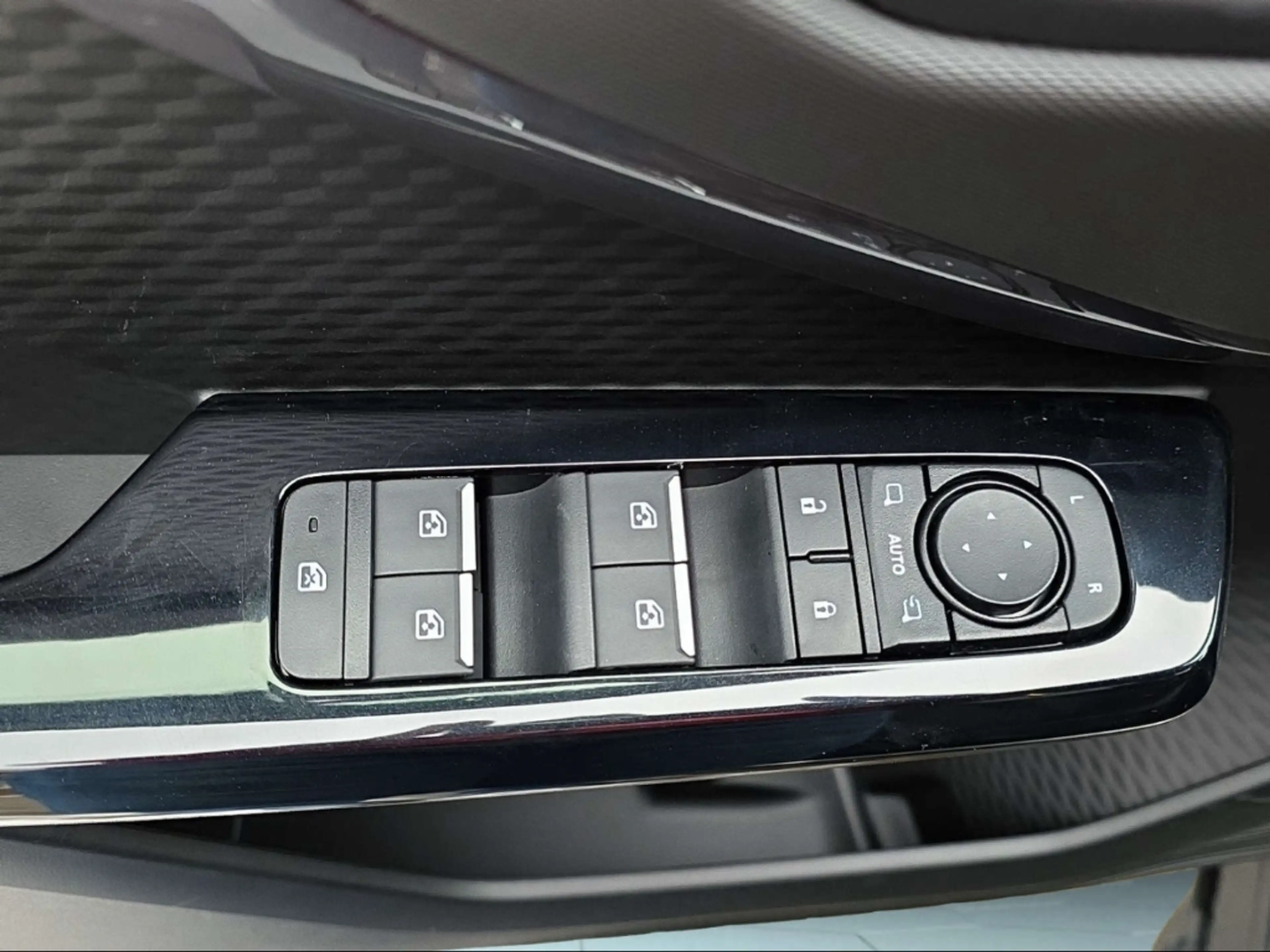 Toyota Urban Cruiser Teamplayer Temp Klima Keyless Spurhalteass. Rückfa — photo 6