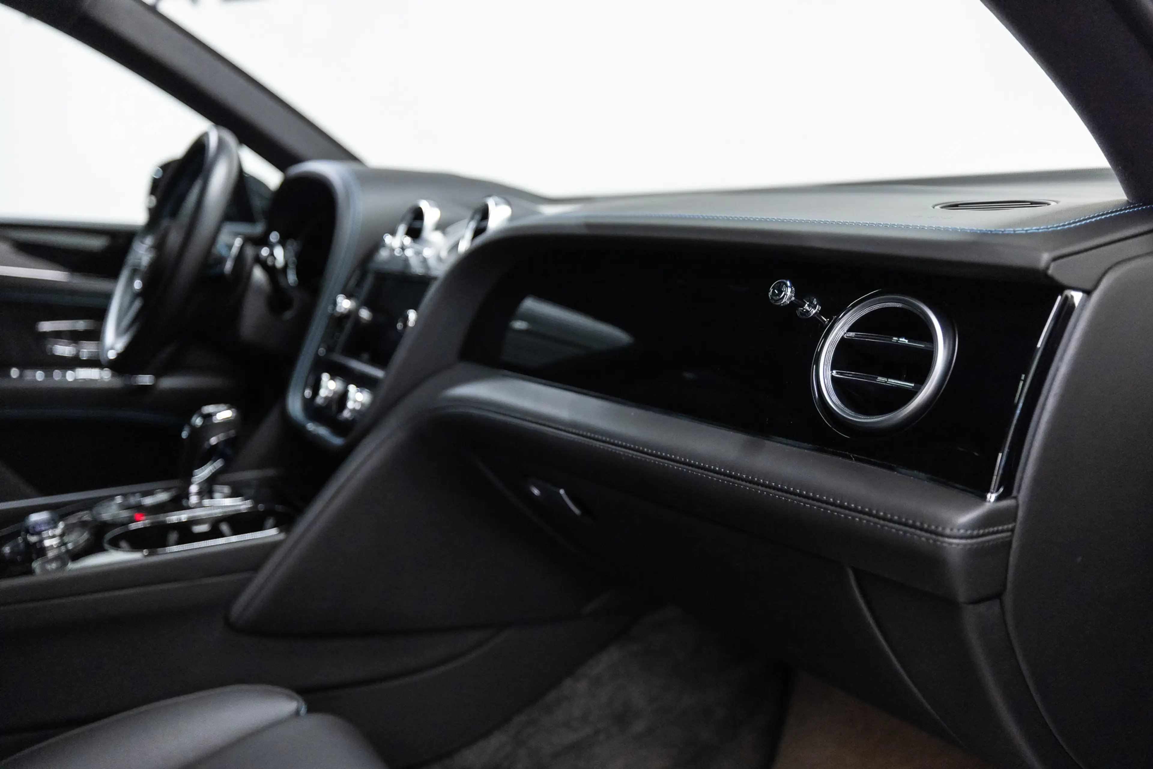 Bentley Bentayga 4.0 V8 Btw auto, (€ 115.528,93 Ex B.T.W) DEALER AU — photo 4