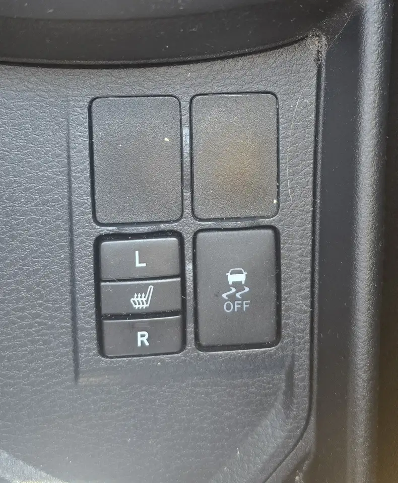 Toyota Yaris Yaris — photo 14