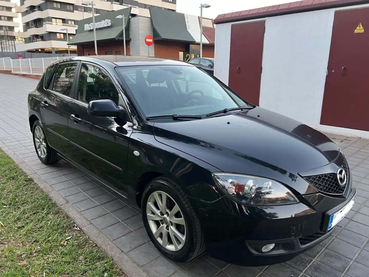 Mazda 3 1.6 Active+ Activematic Negro - 1