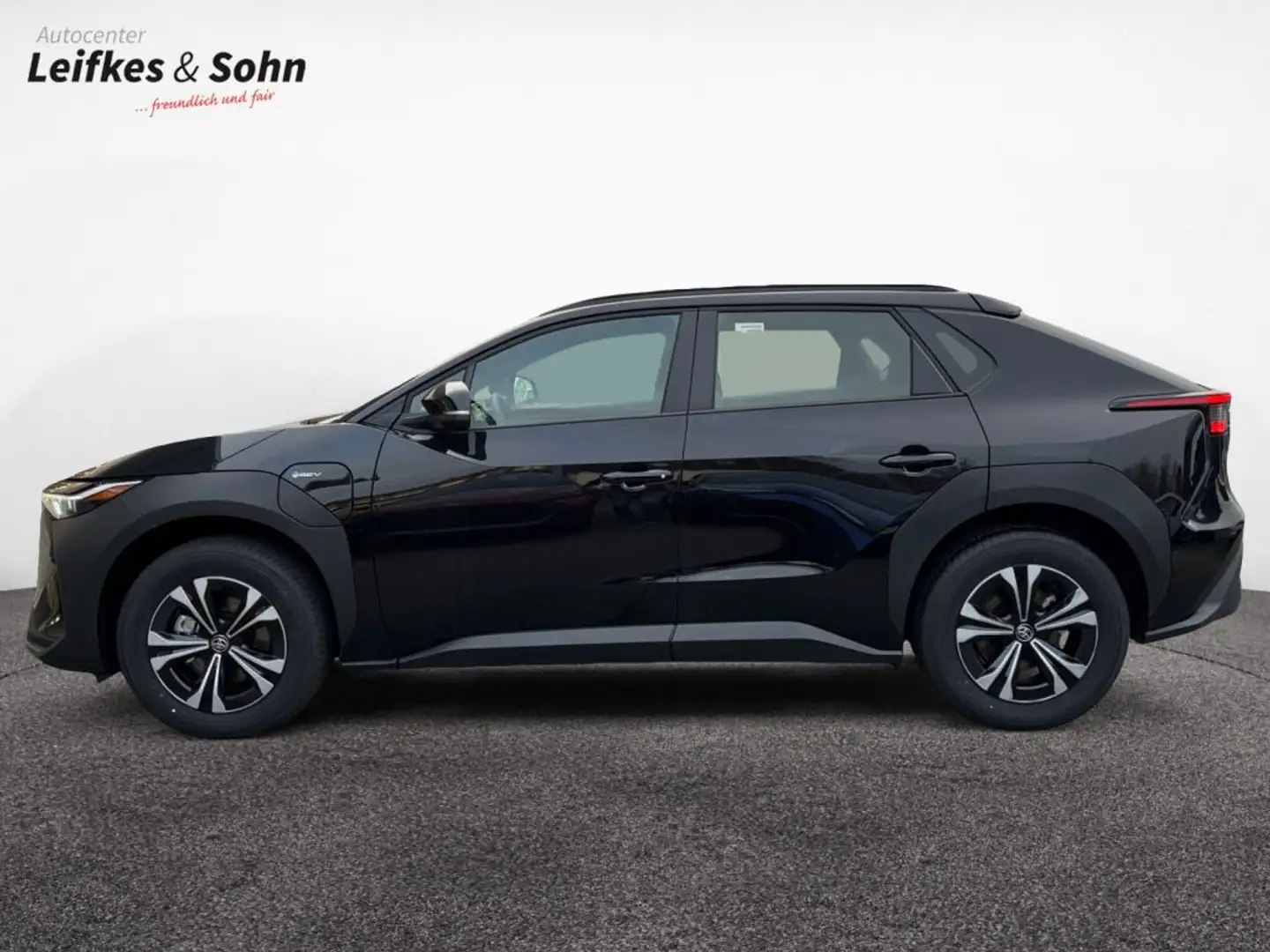 Toyota bZ4X Comfort 0 % Finanzierung Schwarz - 2