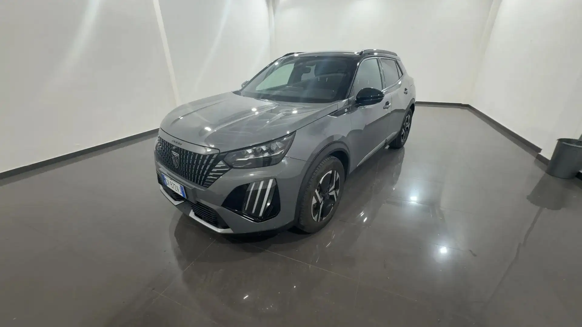 Peugeot e-2008 2008 54 kWh GT Grigio - 1