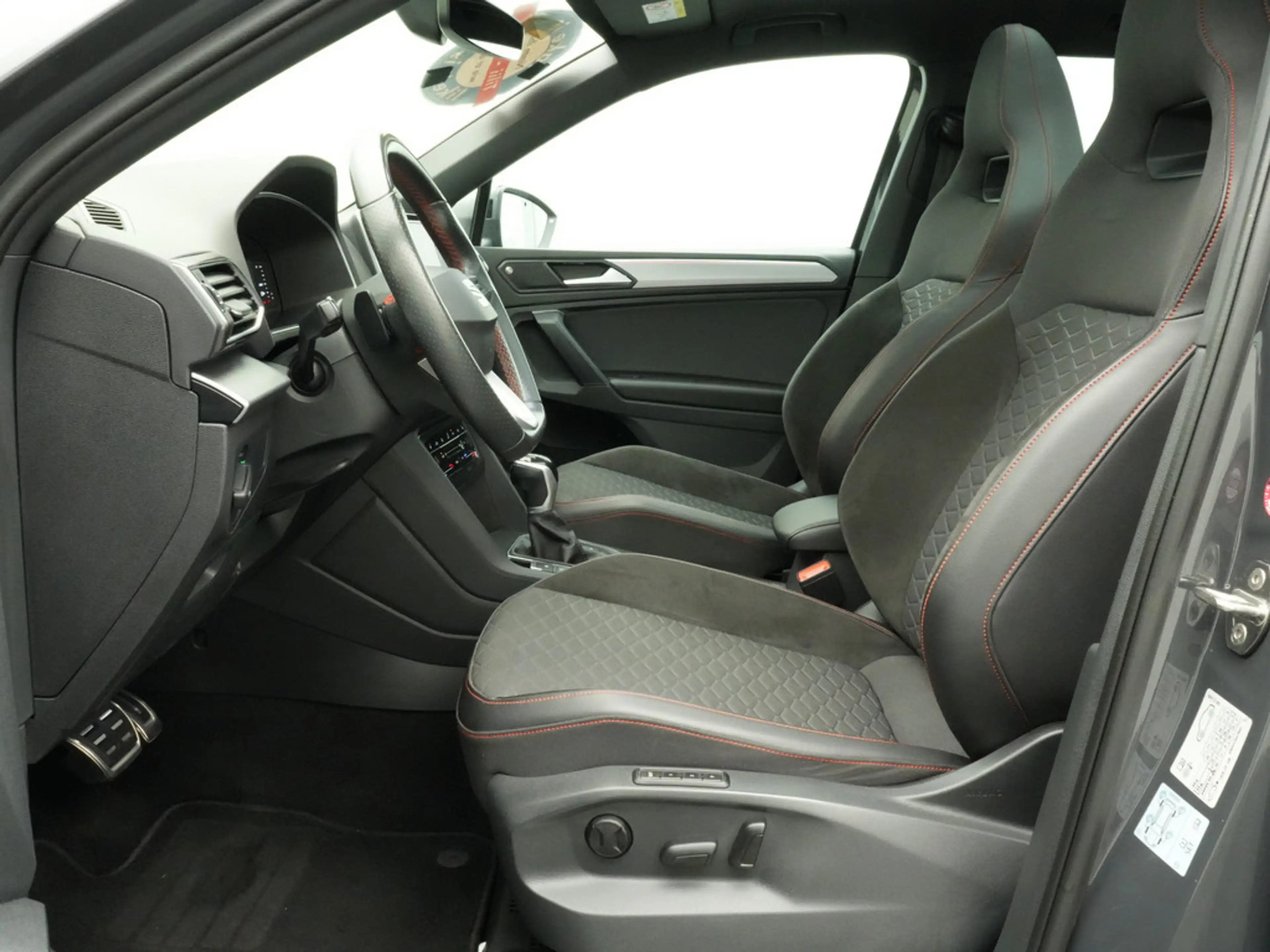 SEAT Tarraco FR VIRT CARPLAY ACC AHK PANO LED DCC — photo 13