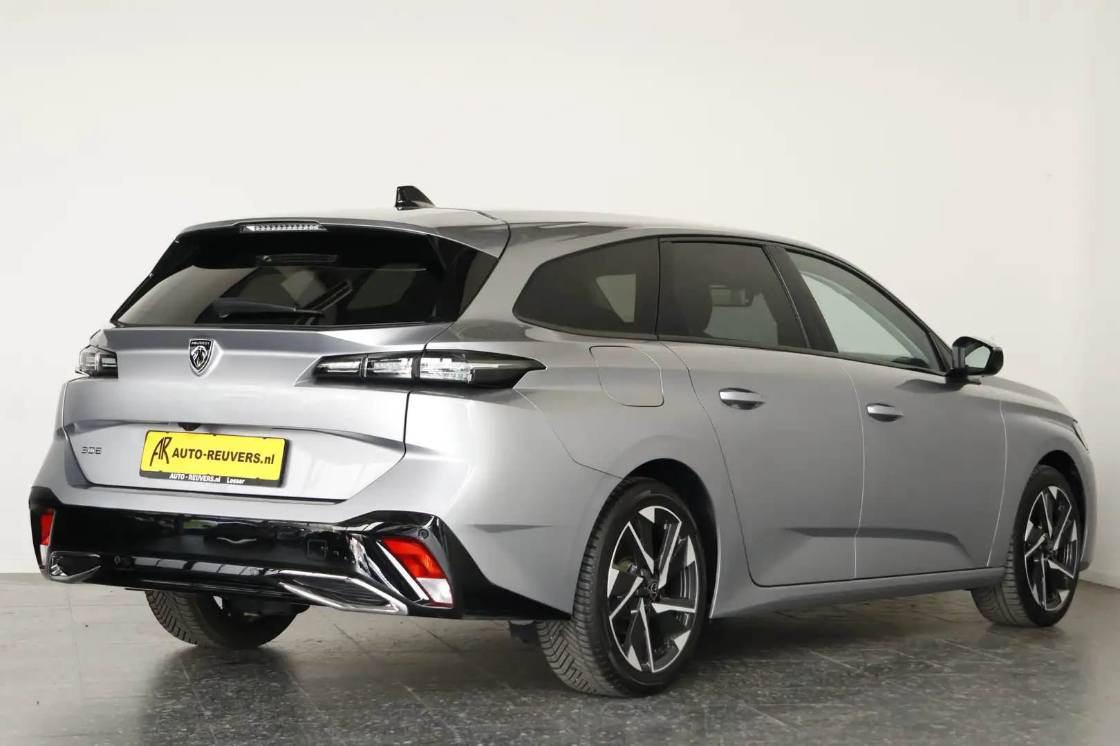 Peugeot 308 SW 1.5 BlueHDi Allure Pack Business / LED / Navi / Gris - 2