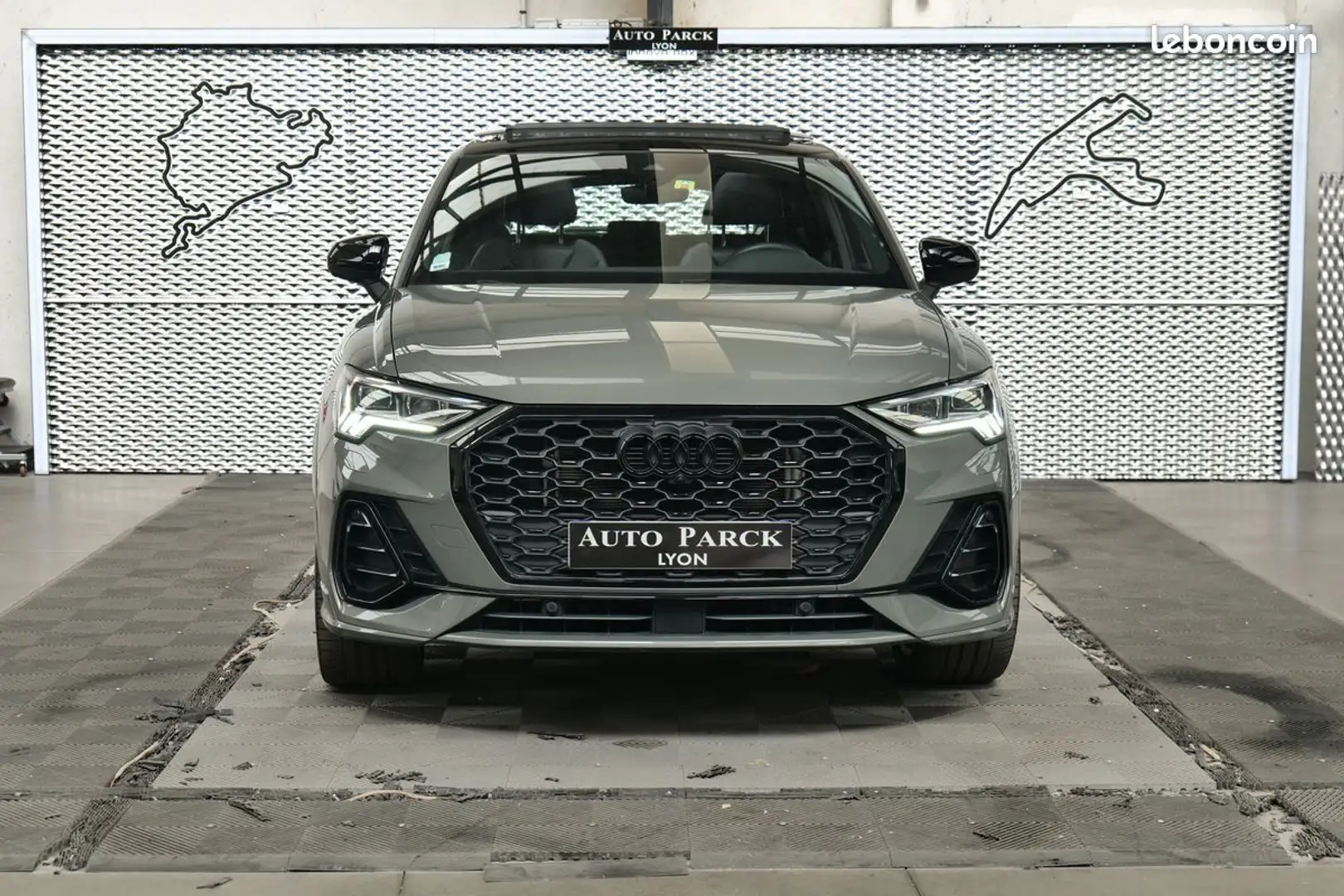 Audi Q3 NEW HYBRID 45TFSI e 245 S LINE 1° MAIN FRANCAIS TV Gris - 2