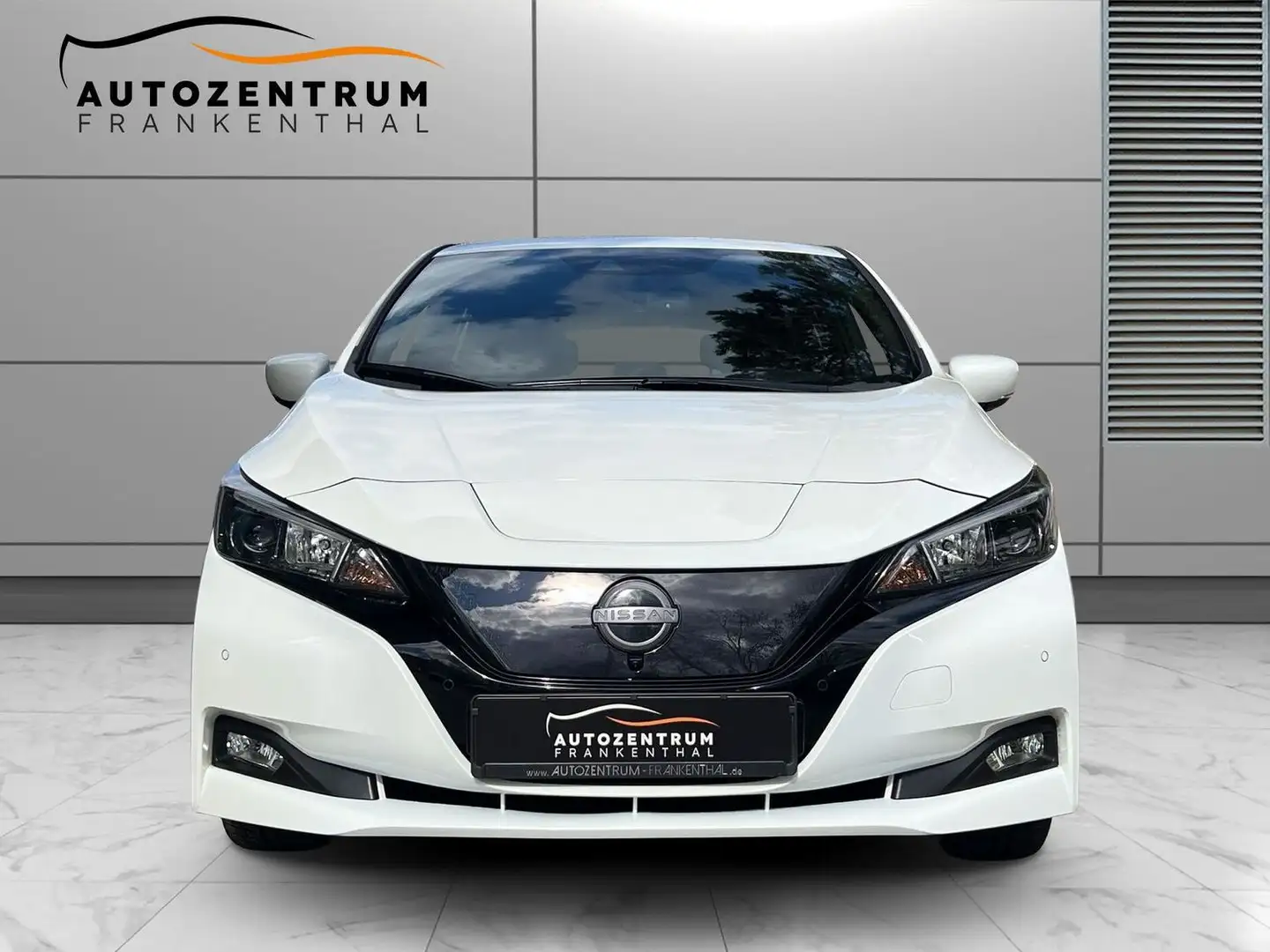 Nissan Leaf N-Connecta Weiß - 2