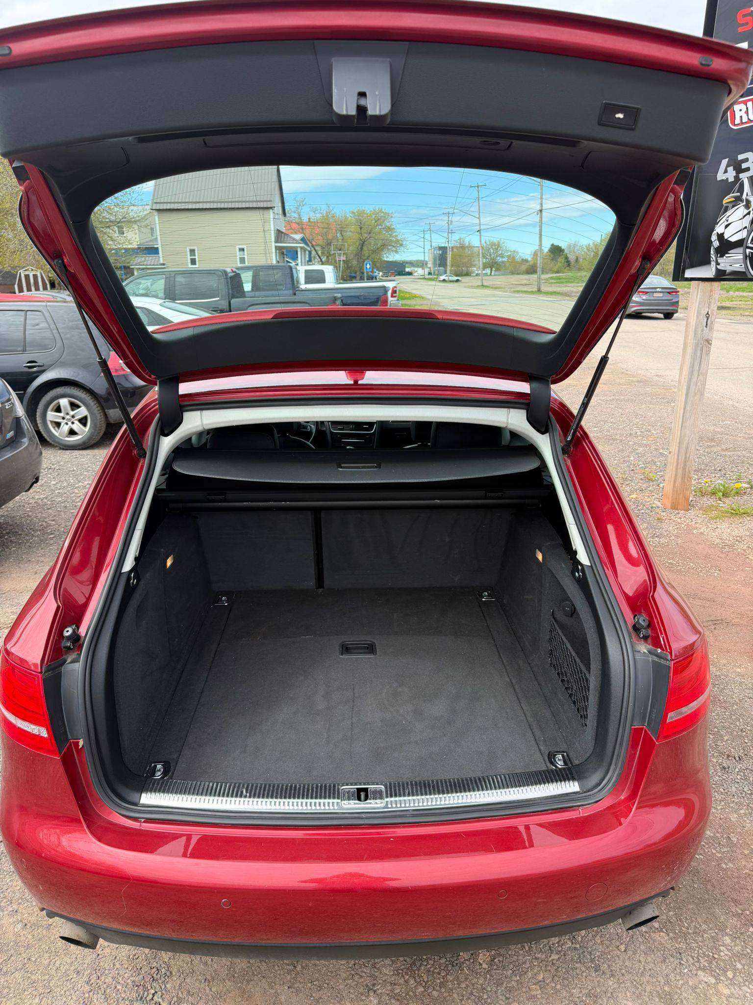 2011 Audi A4 Premium Plus alt 5